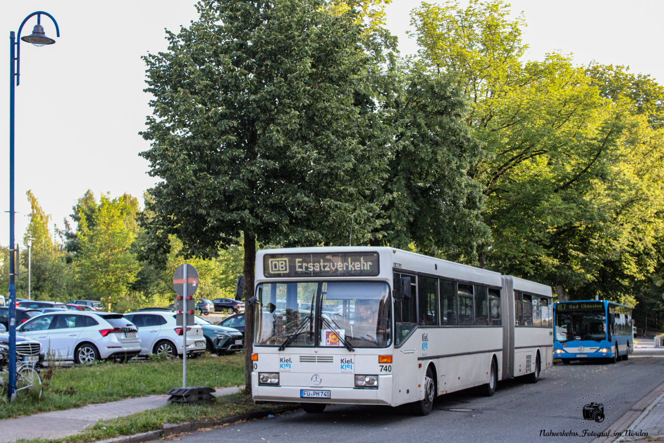 Fürth, Mercedes-Benz O405G # FÜ-PH 740