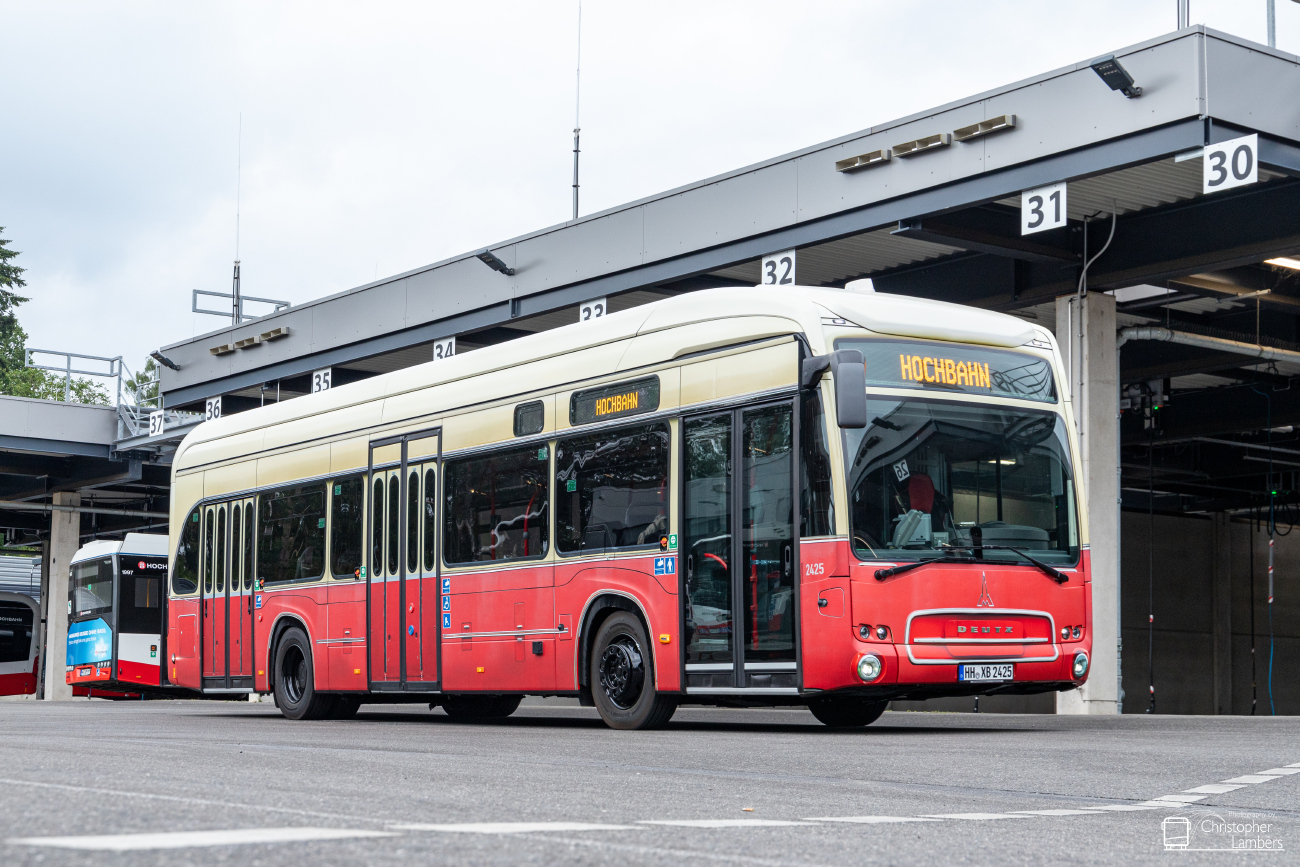 Hamburg, Mercedes-Benz eCitaro # 2425