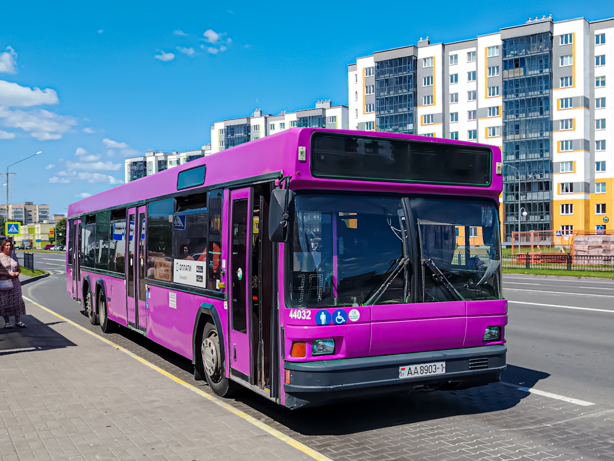 Pinsk, MAZ-107.066 # 44032