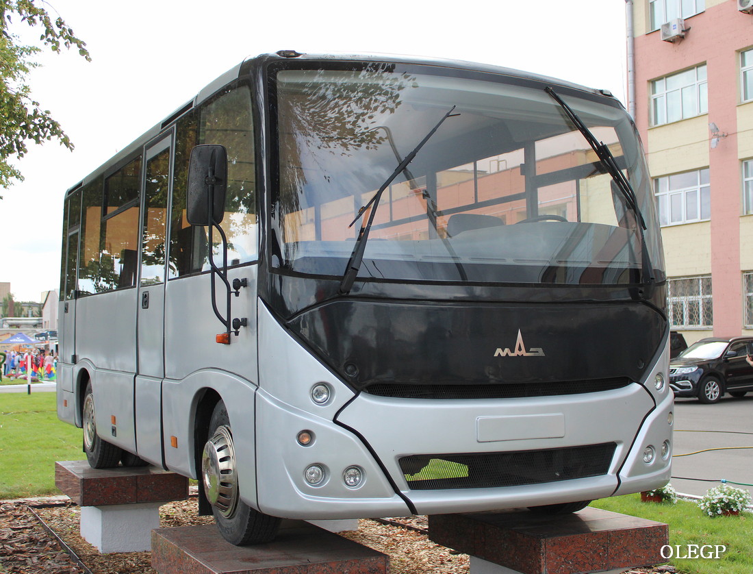 Minsk, MAZ-241.096 # АМ 2096-7