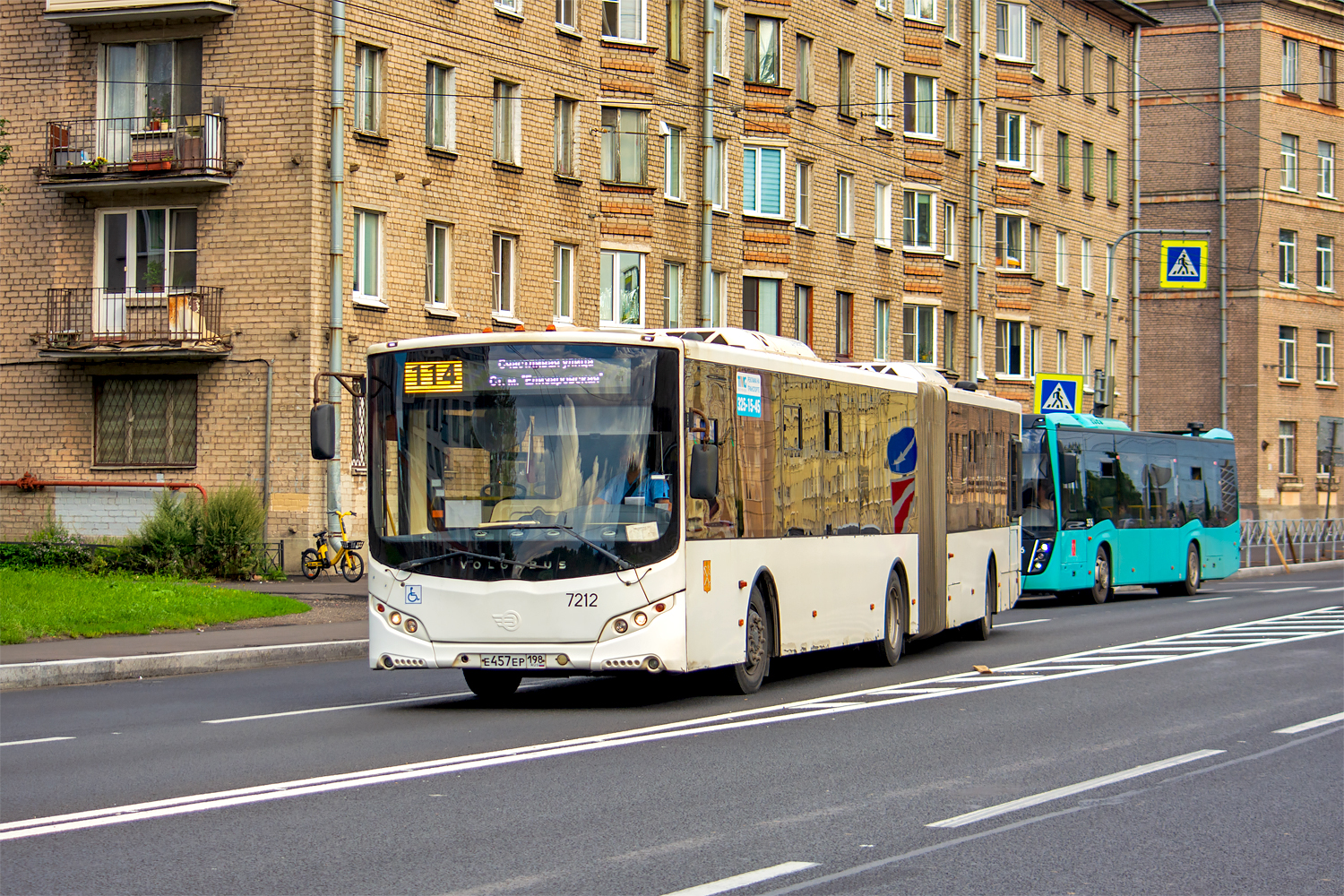 Saint Petersburg, Volgabus-6271.05 # 7212