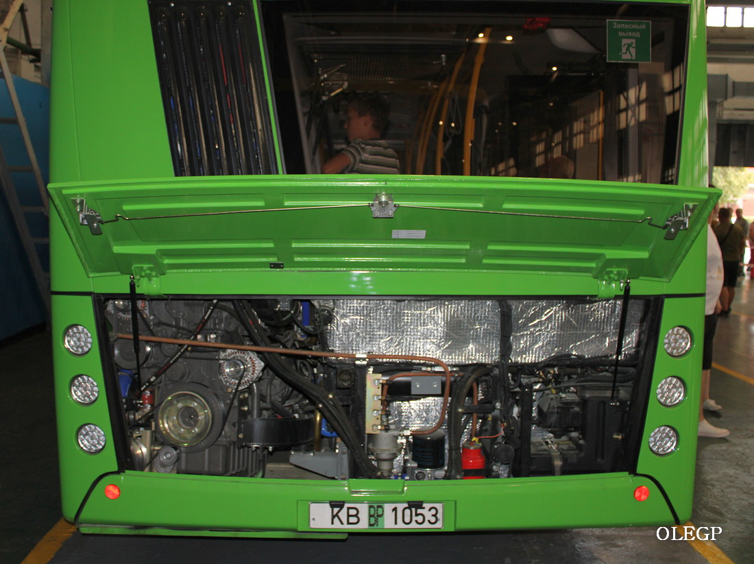 Minsk, MAZ-216.047 # КВ ВР 1053