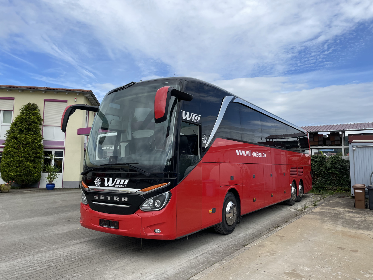 Haßfurt, Setra S516HDH # 380168492