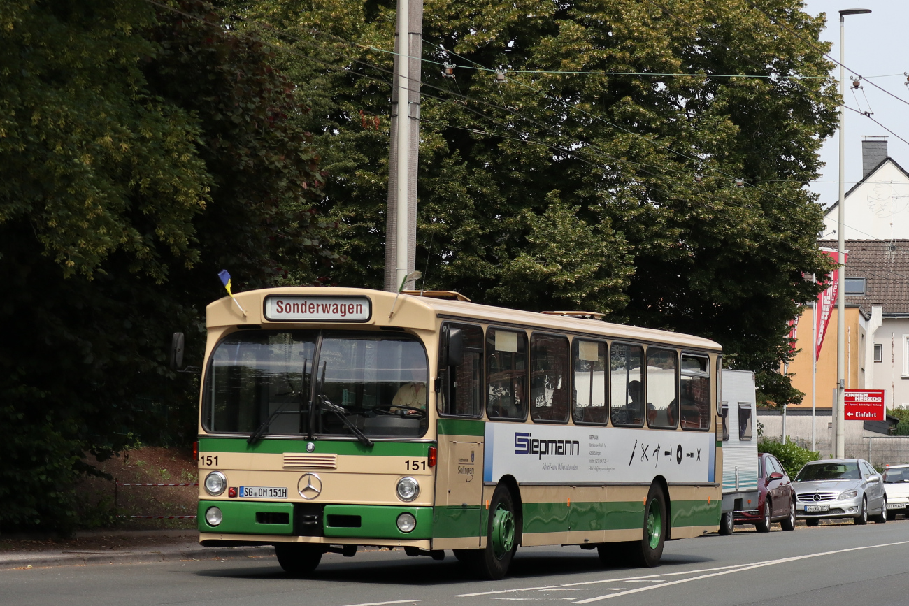 Solingen, Mercedes-Benz O305 # 151