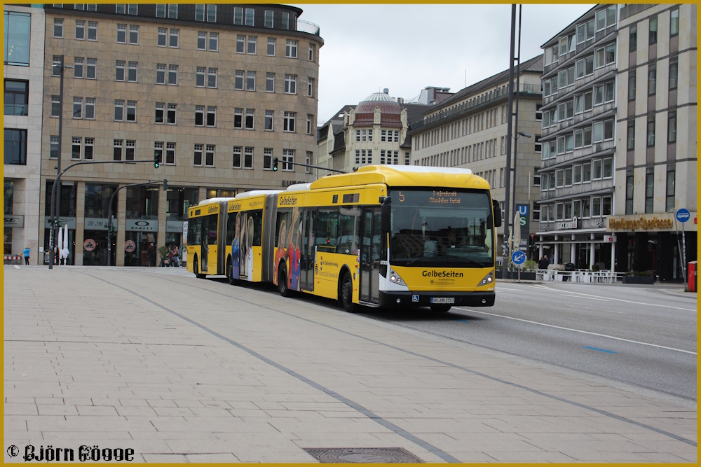 Hamburg, Van Hool New AGG300 # 8703