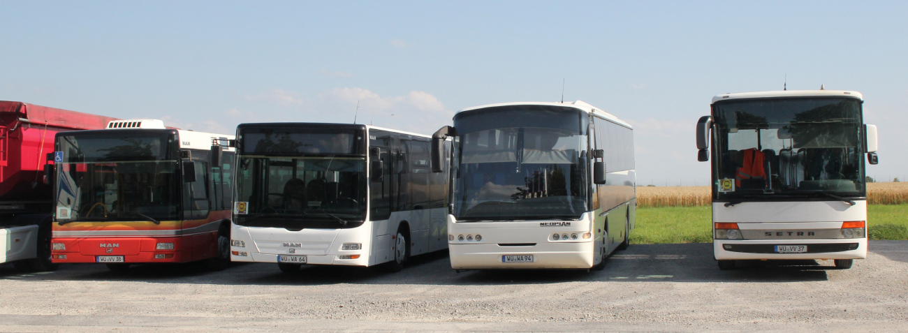 Würzburg, MAN A21 NL263 # WÜ-VV 38; Würzburg, Setra S313UL # WÜ-VV 37; Würzburg, Neoplan N3316Ü Euroliner # WÜ-WA 94; Würzburg, MAN A20 Lion's City Ü NÜ313 # WÜ-WA 64