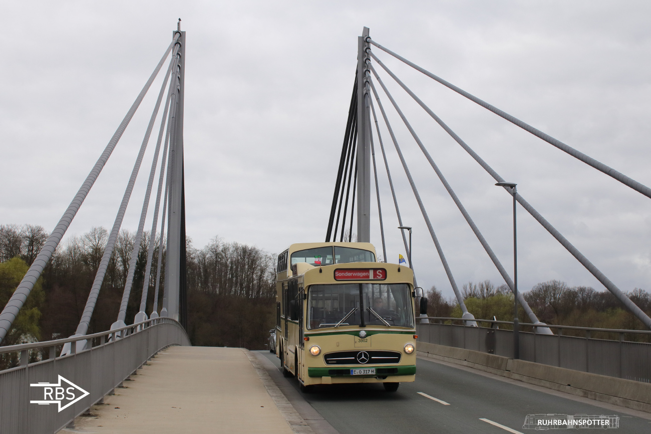 Essen, Ludewig Anderthalbdecker (Mercedes-Benz) # 3902
