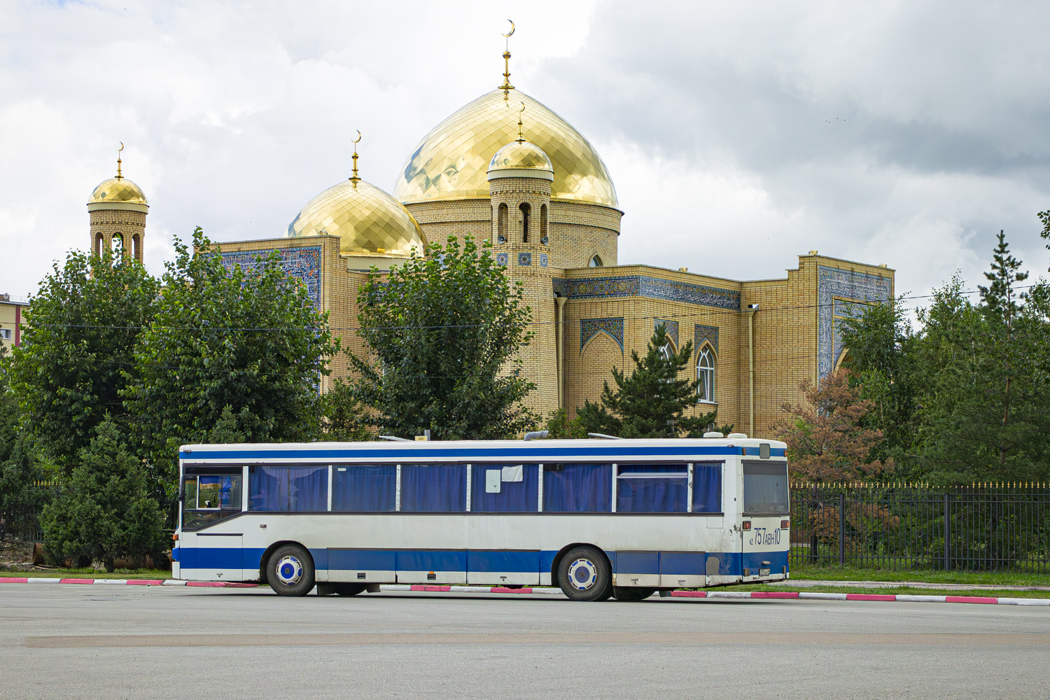 Rudny, MAN 888 SÜ242 # 757 ABH 10