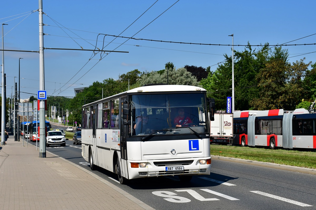 Prague, Karosa C955.1071 Récréo # 8AT 6564