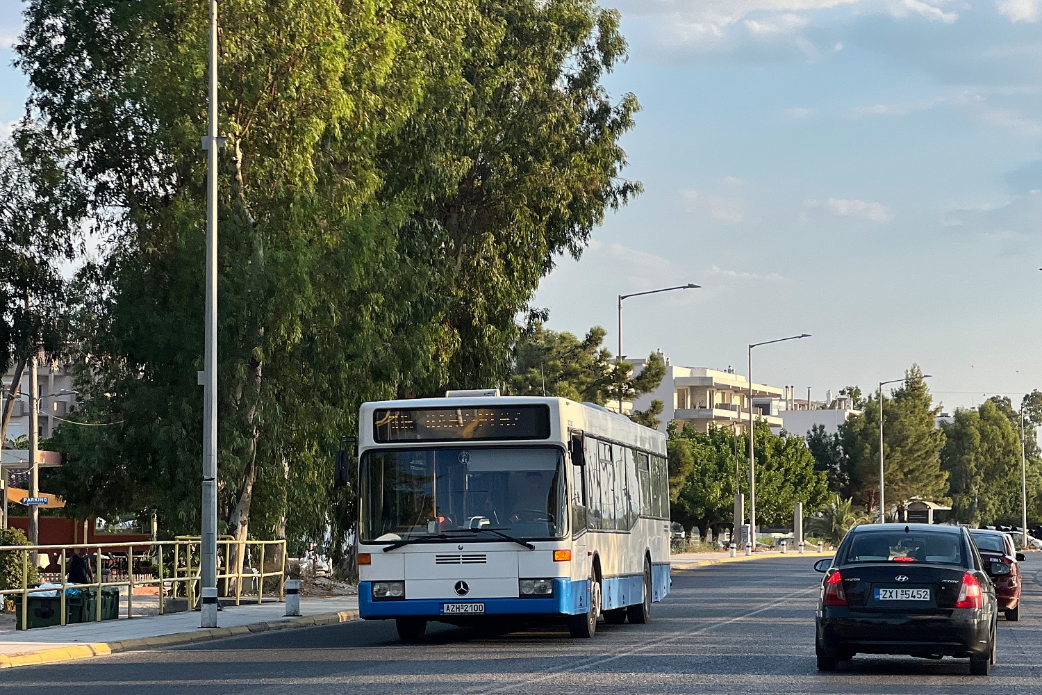 Patras, Mercedes-Benz O405N2 # 81