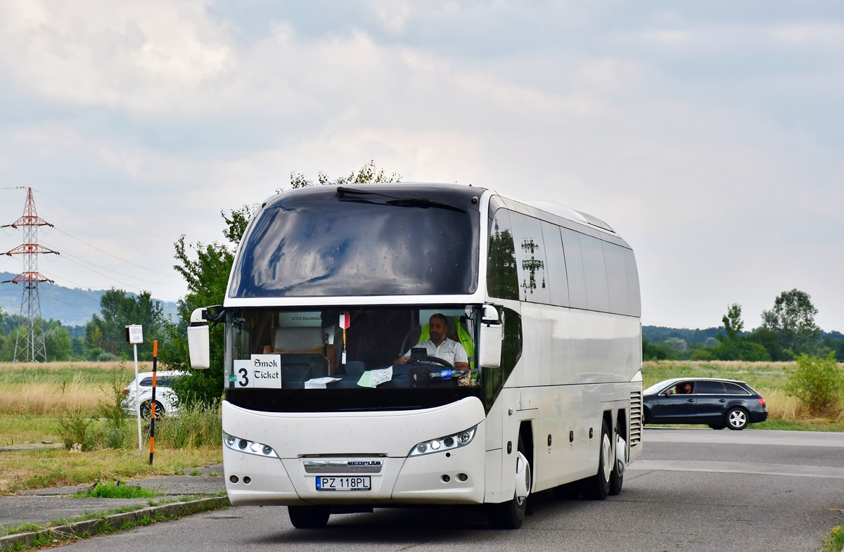 Siemianowice Śląskie, Neoplan P15 N1217HDC Cityliner # PZ 118PL