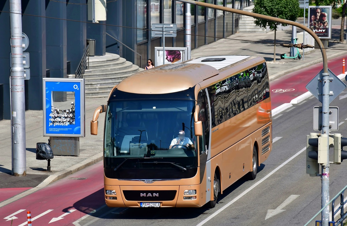 Malacky, MAN R07 Lion's Coach RHC444 # MA-628EA