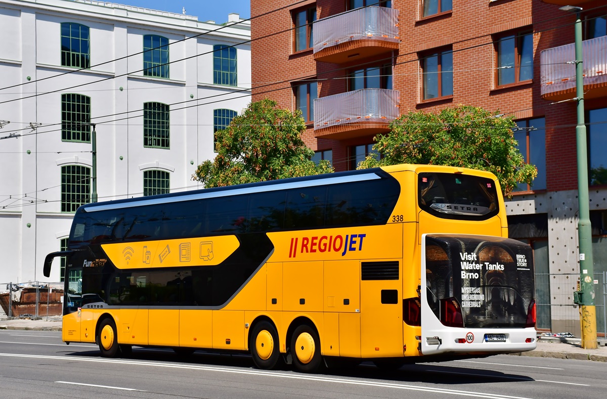 Prague, Setra S531DT # 338