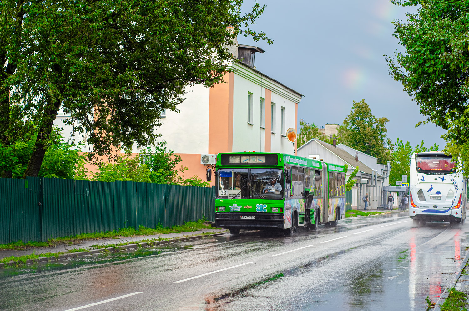 Gomel, MAZ-105.060 # 014620; Gomel, Yutong C12PRO (ZK6128H) # 016251