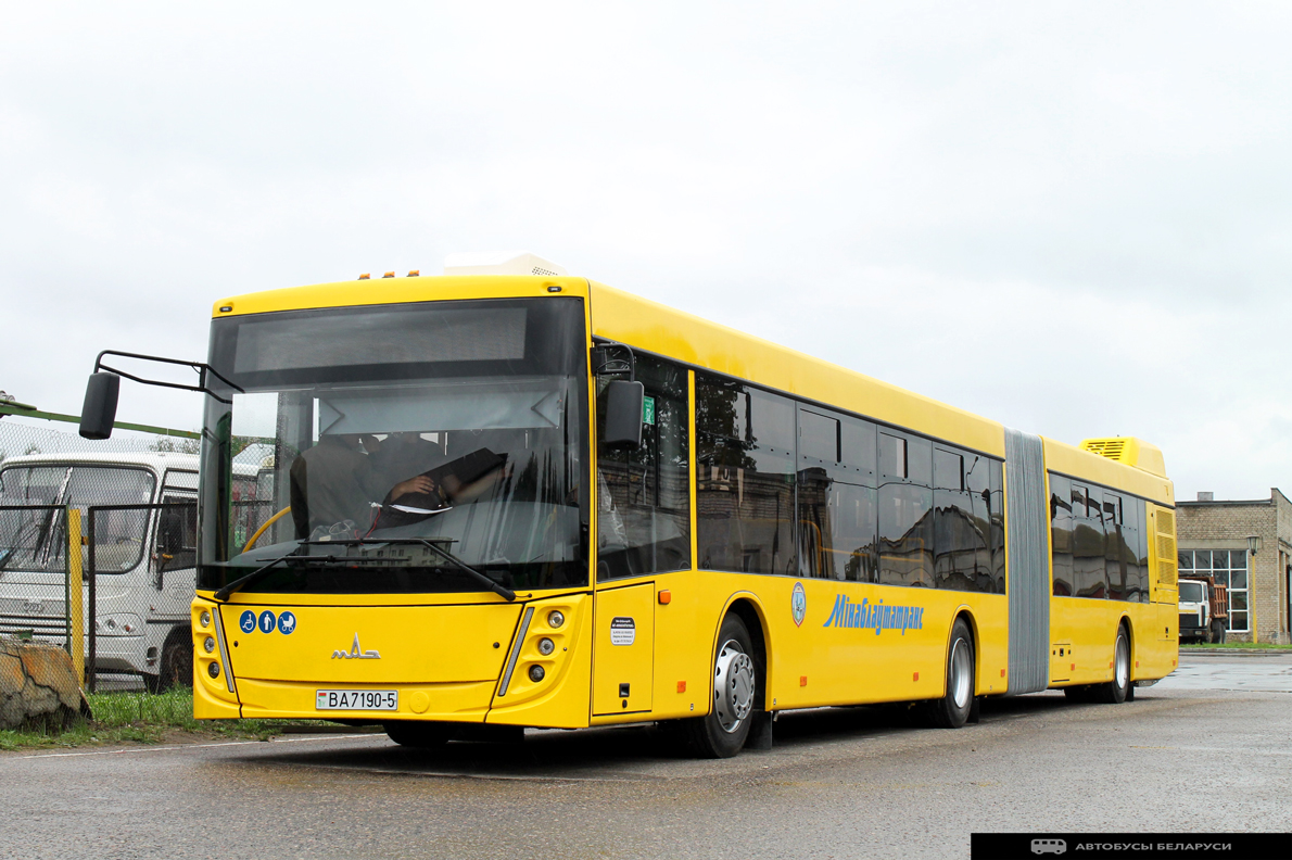 Molodechno, MAZ-216.047 # 21005