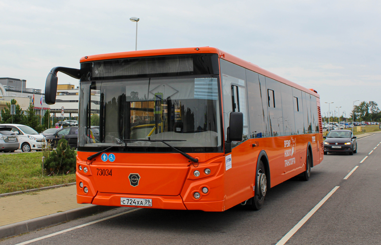 Kaliningrad, LiAZ-5292.65 # 73034