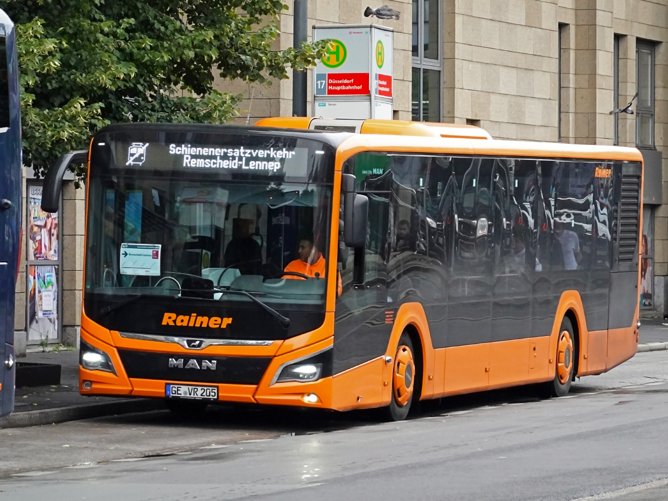 Gelsenkirchen, MAN 12C Lion's City NL330 # GE-VR 205