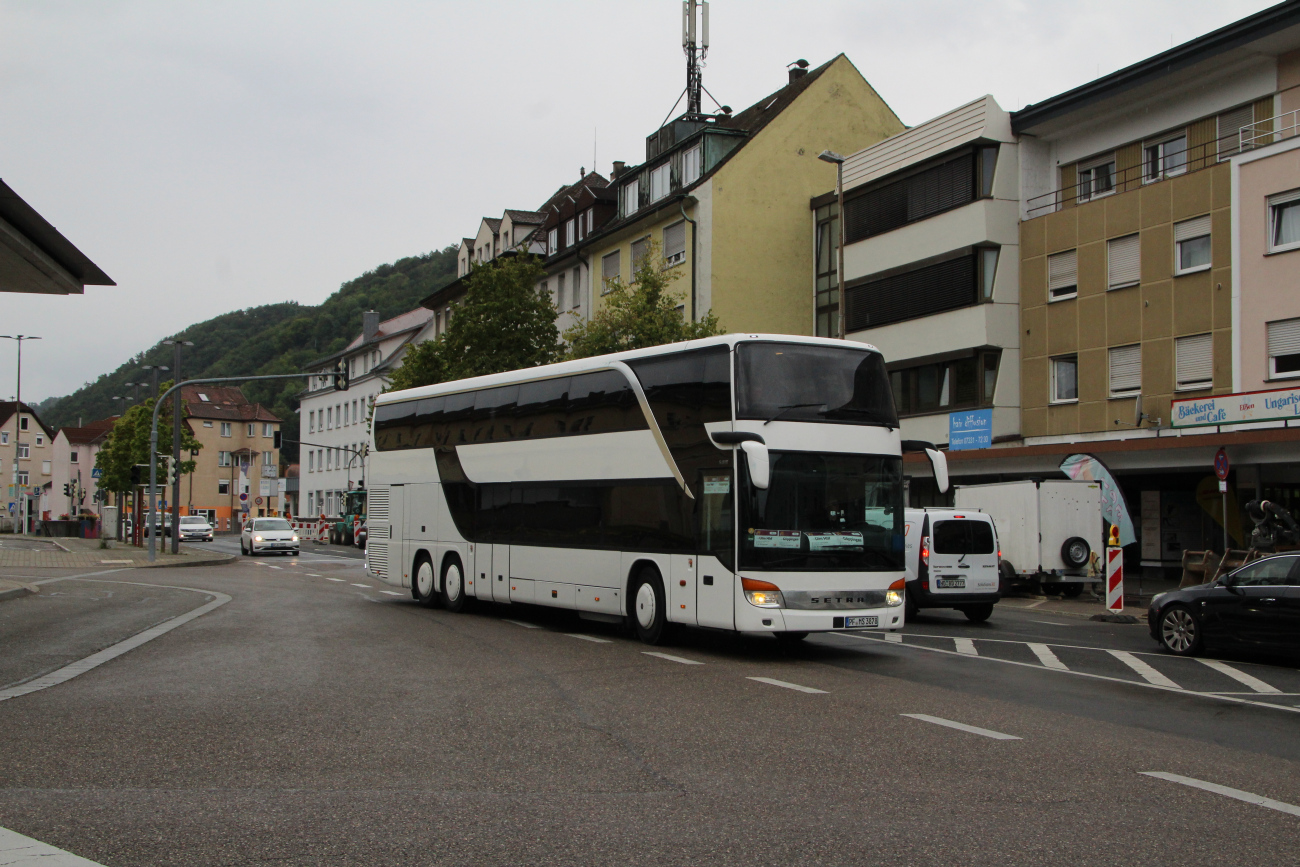 Pforzheim, Setra S431DT # PF-MS 3878; Stuttgart — SEV Stuttgart <> Ulm (Filstalbahn)