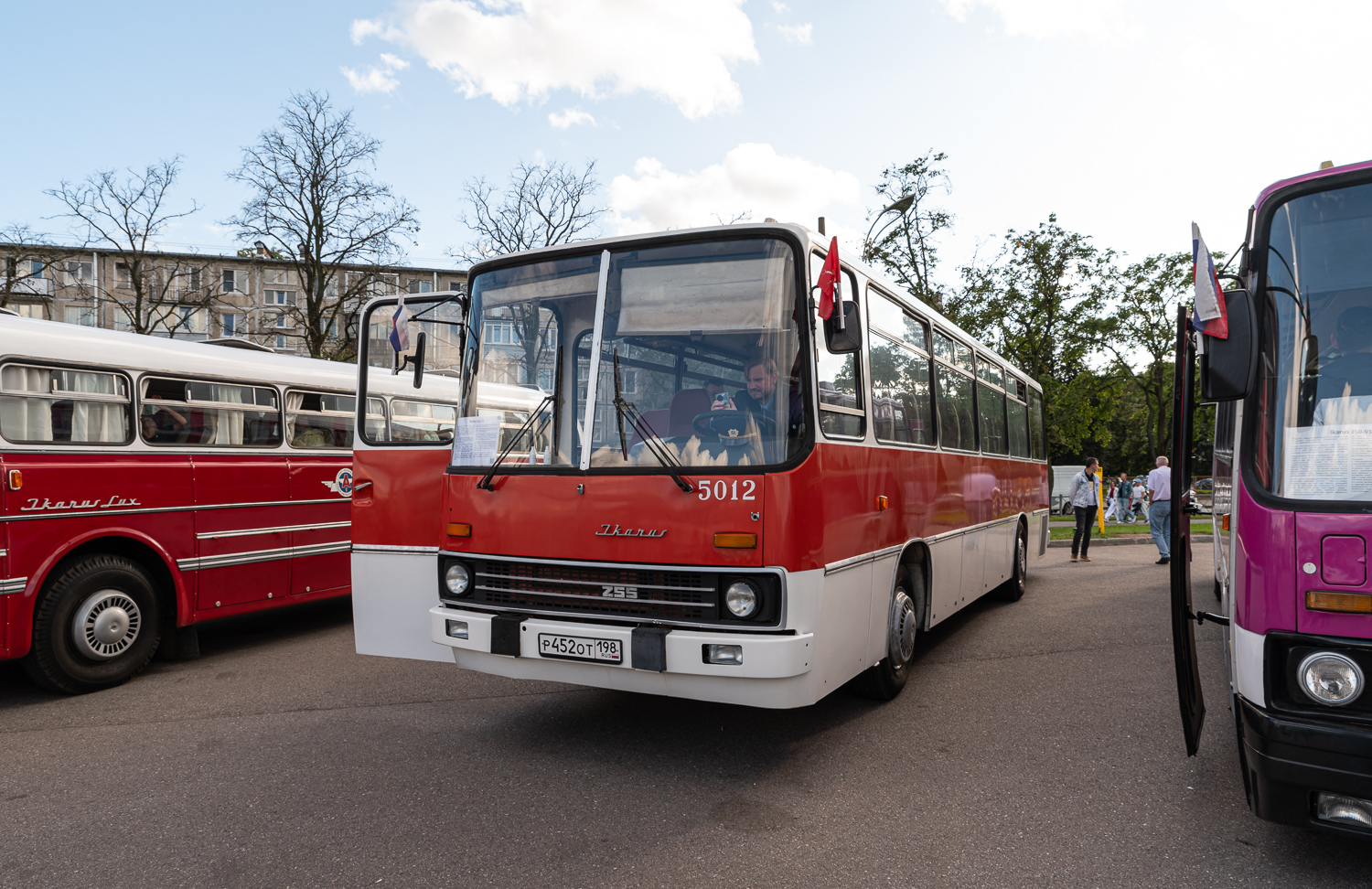 Saint Petersburg, Ikarus 255.72 # 5012