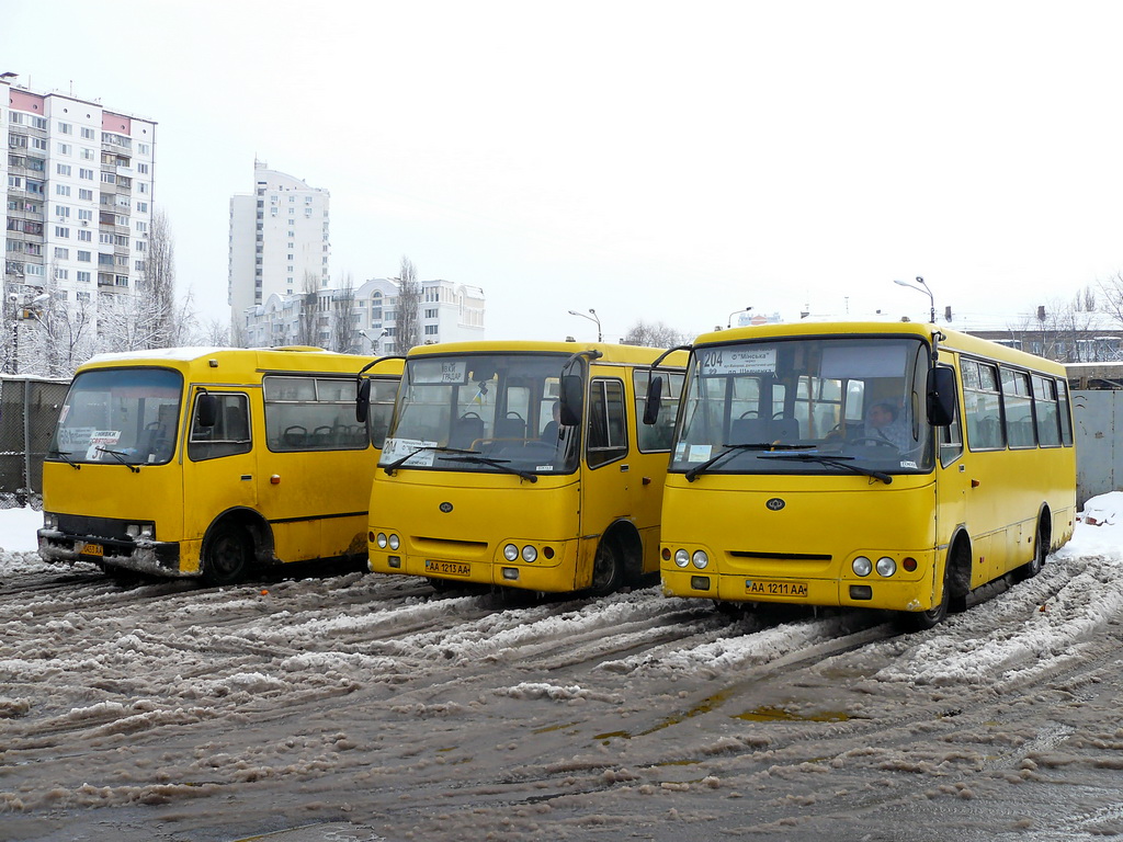 Kyiv, Bogdan А091 # А362; Kyiv, Bogdan A09202 (LuAZ) # 3533; Kyiv, Bogdan A09202 (LuAZ) # 3521; Kyiv — ---