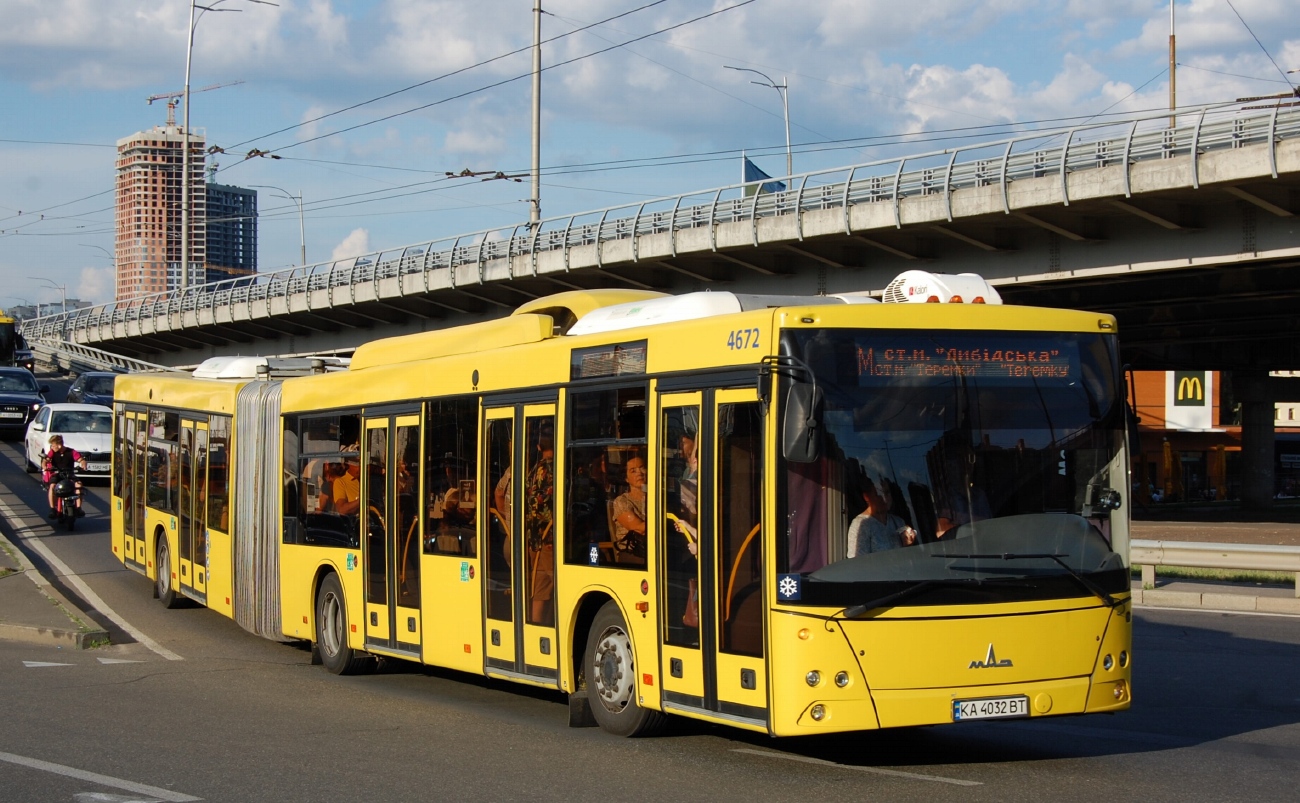 Kyiv, MAZ-215.069 # 4672