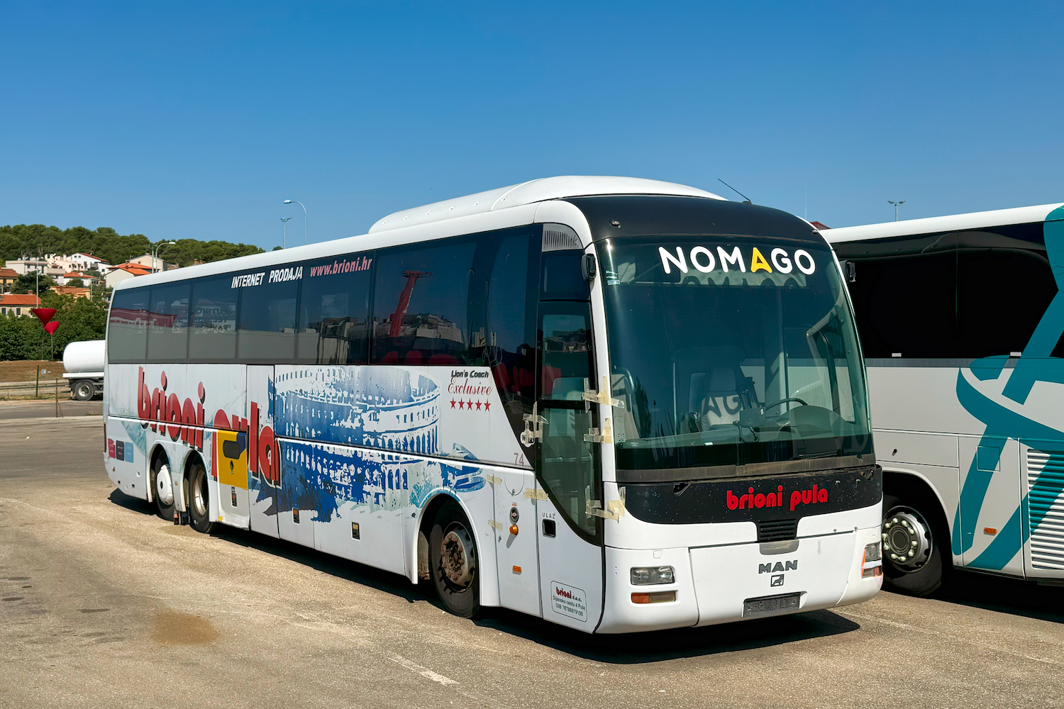 Pula, MAN R08 Lion's Top Coach RHC464 No. 74