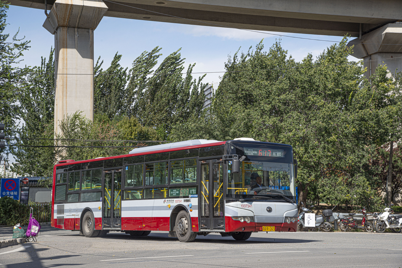Beijing, Yutong ZK6125HG3 # 1337341