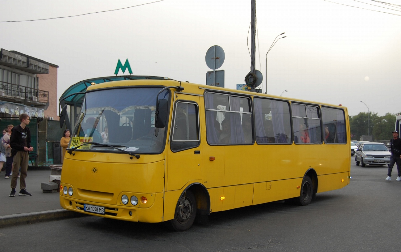 Kyiv, Bogdan А09302 # КА 1098 МВ