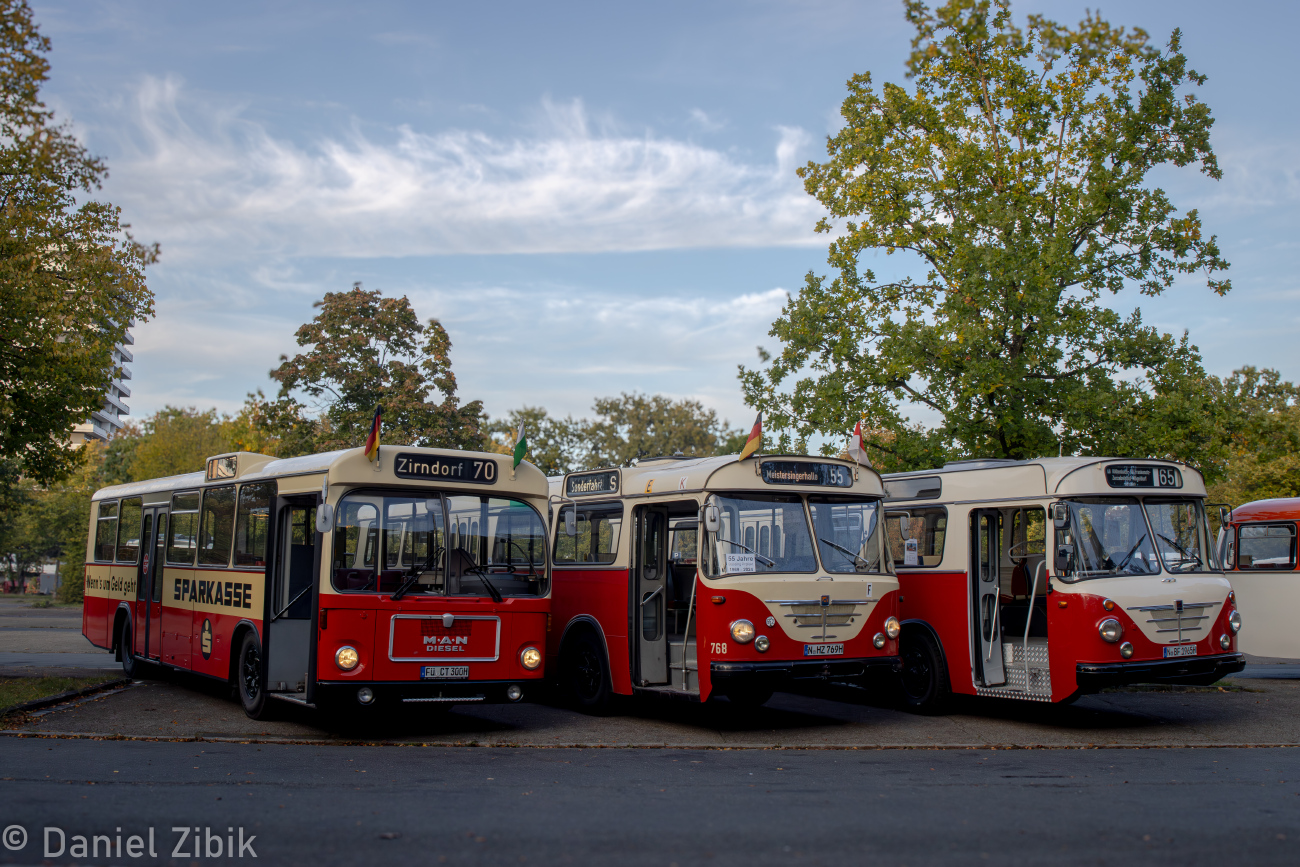 Fürth, MAN SL192 # 300; Nuremberg, Büssing Präfekt 12D # 768; Nuremberg, Büssing Senator 12 D # N-BF 1965H