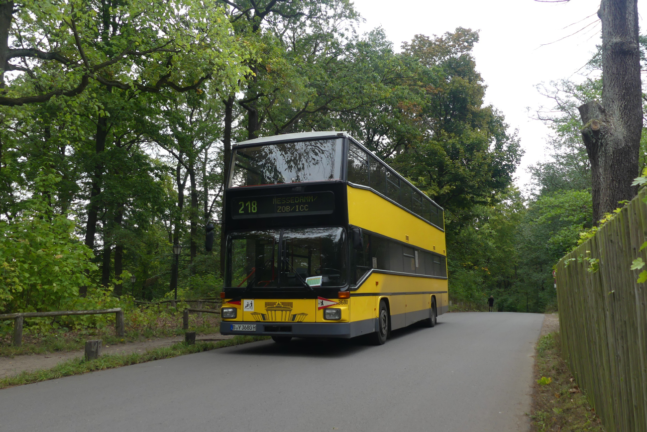 Berlin, MAN 592 SD202 # 3680