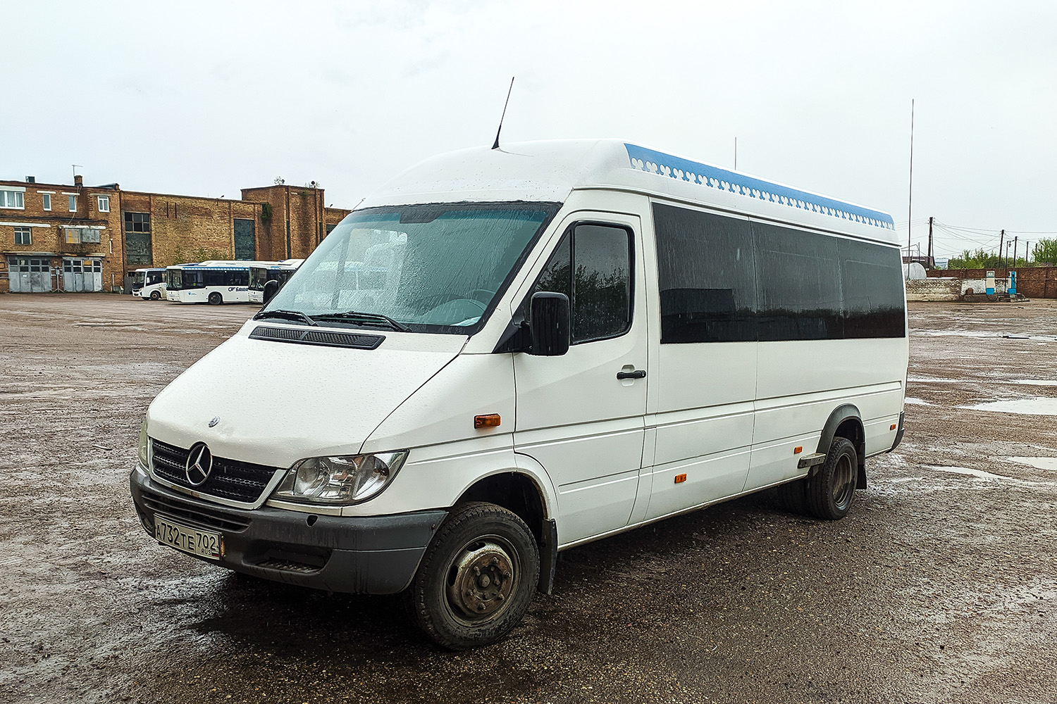 Salavat, Mercedes-Benz Sprinter 413CDI # А 732 ТЕ 702