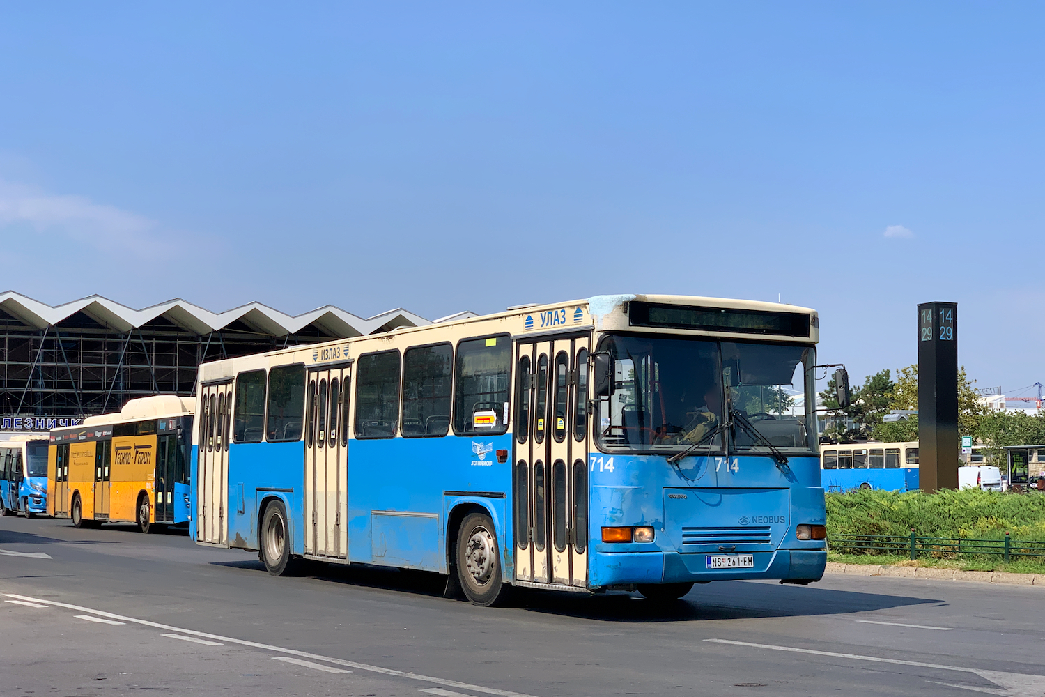 Novi Sad, Neobus 405G # 714