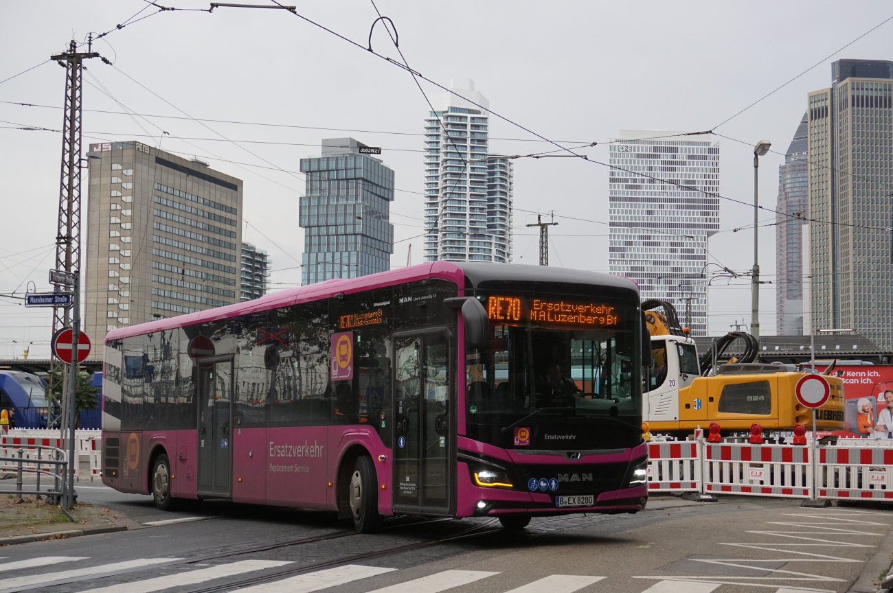 Berlin, MAN 43C Lion's Intercity Ü LE360 EfficientHybrid # 828; Frankfurt am Main — EV Generalsanierung Riedbahn 2024
