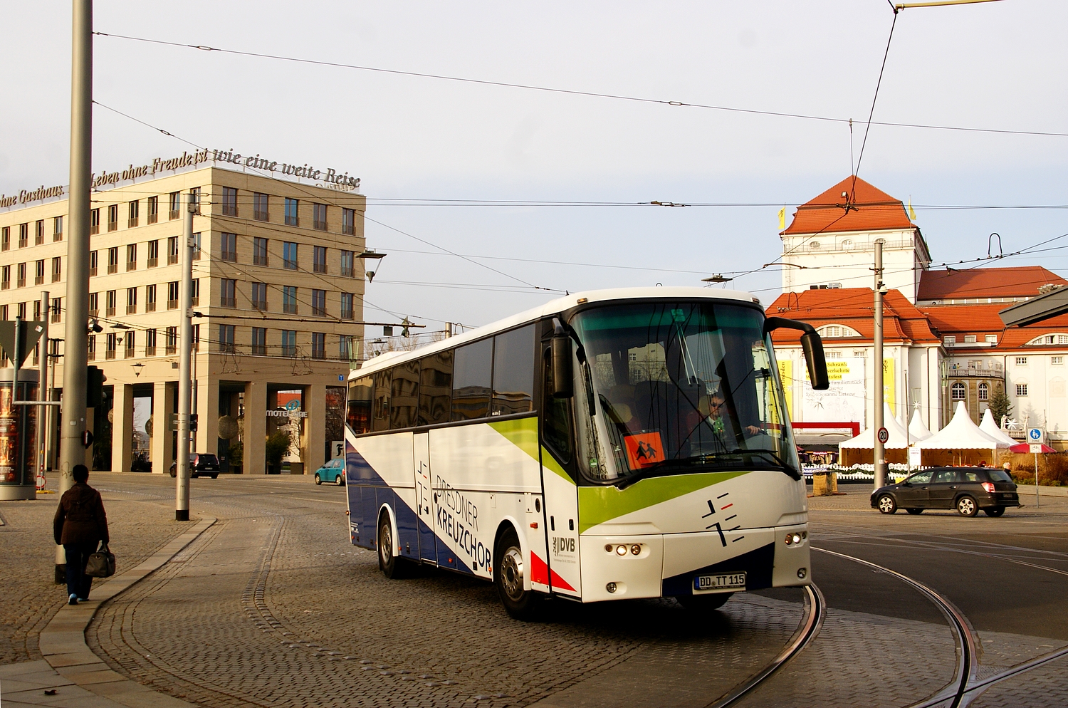 Dresden, Bova Futura FHD 120.365 # 490 001-7