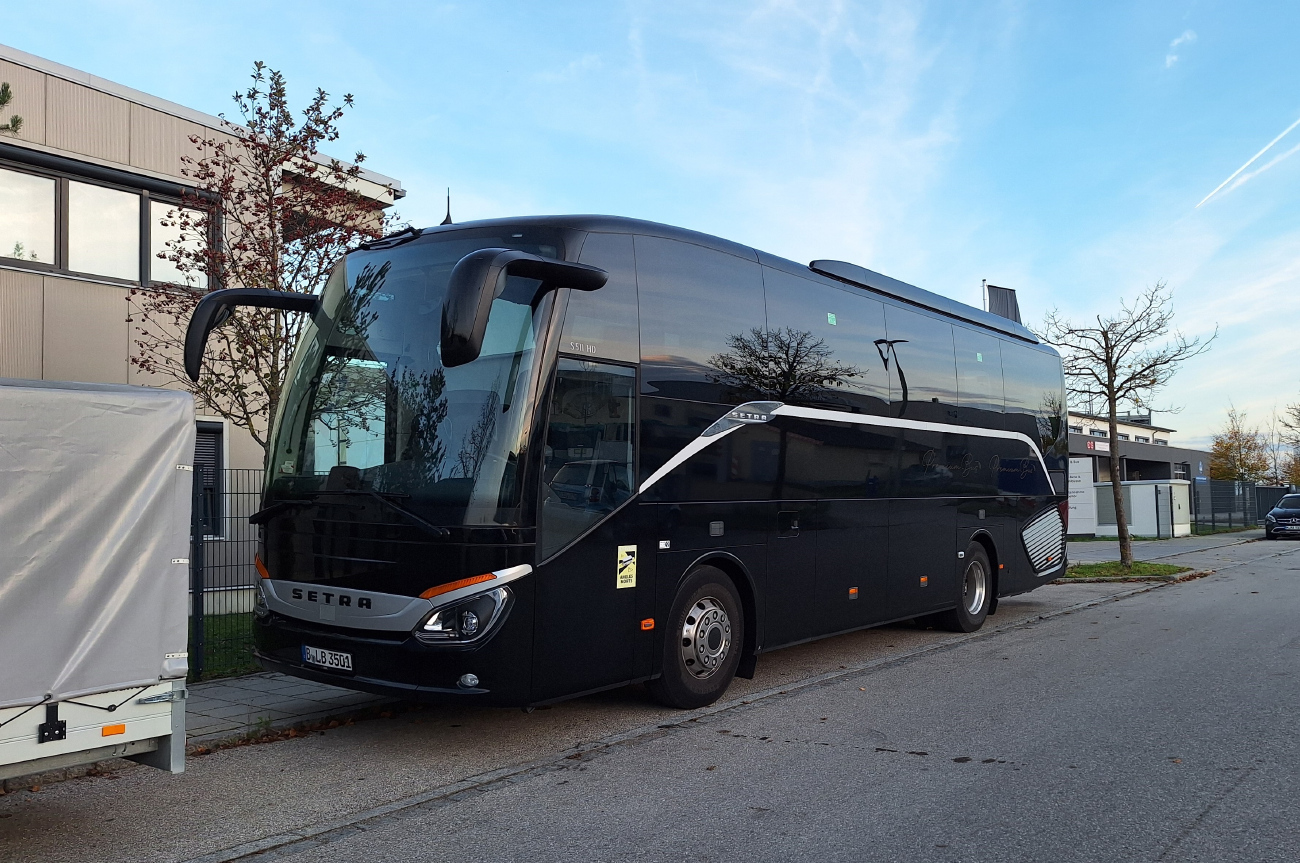 Berlin, Setra S511HD # B-LB 3501