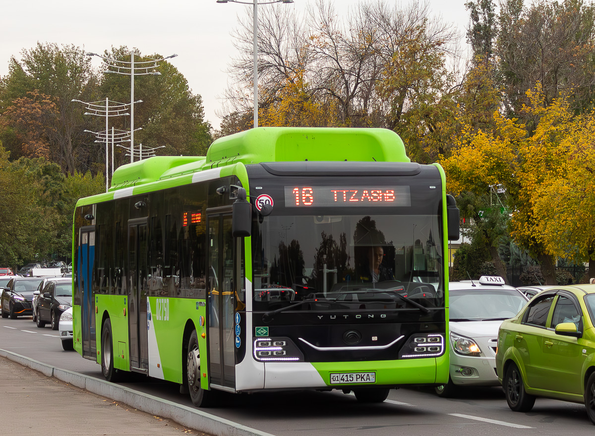 Tashkent, Yutong ZK6126HG (CNG) # 02750