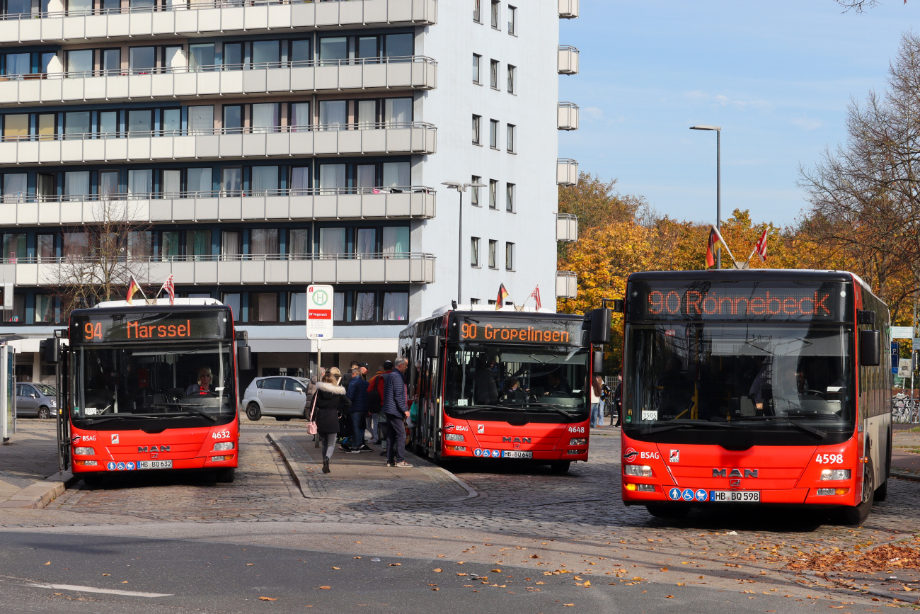 Bremen, MAN A23 Lion's City GL NG323 # 4598; Bremen, MAN A23 Lion's City GL NG323 # 4648; Bremen, MAN A23 Lion's City GL NG323 # 4632