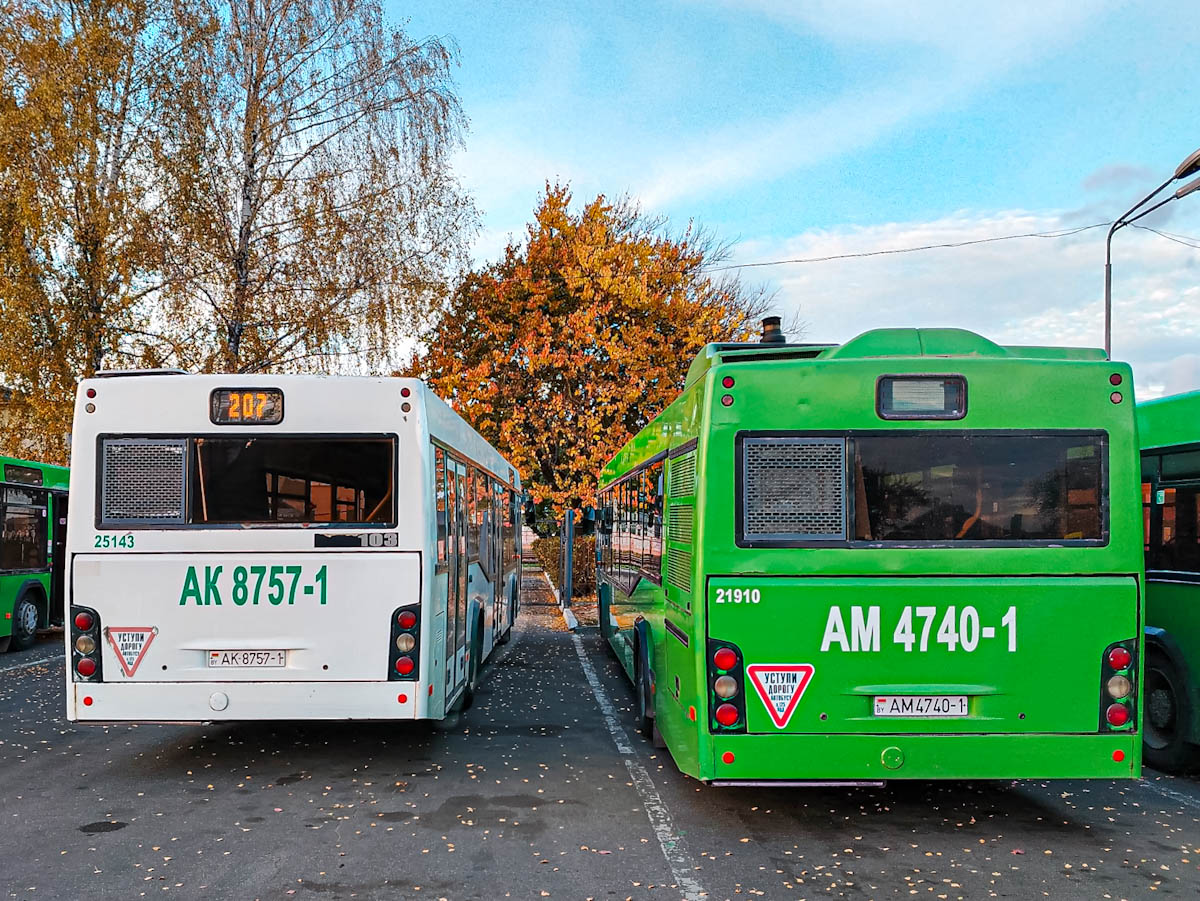 Pinsk, MAZ-103.485 # 25143; Pinsk, MAZ-103.486 # 21910