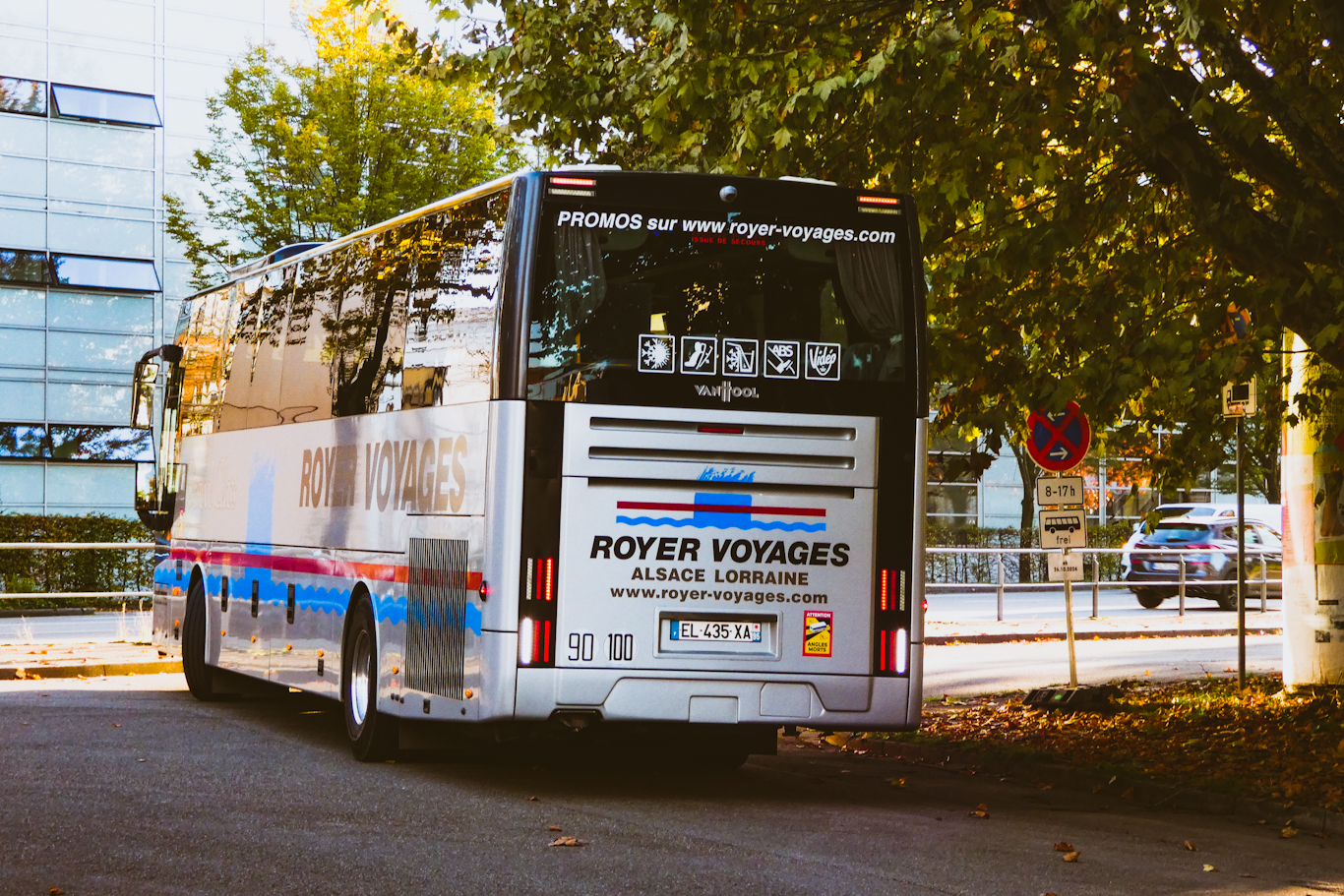 Strasbourg, Van Hool EX16M # EL-435-XA; Offenburg — Busse zur Chrysanthema Lahr