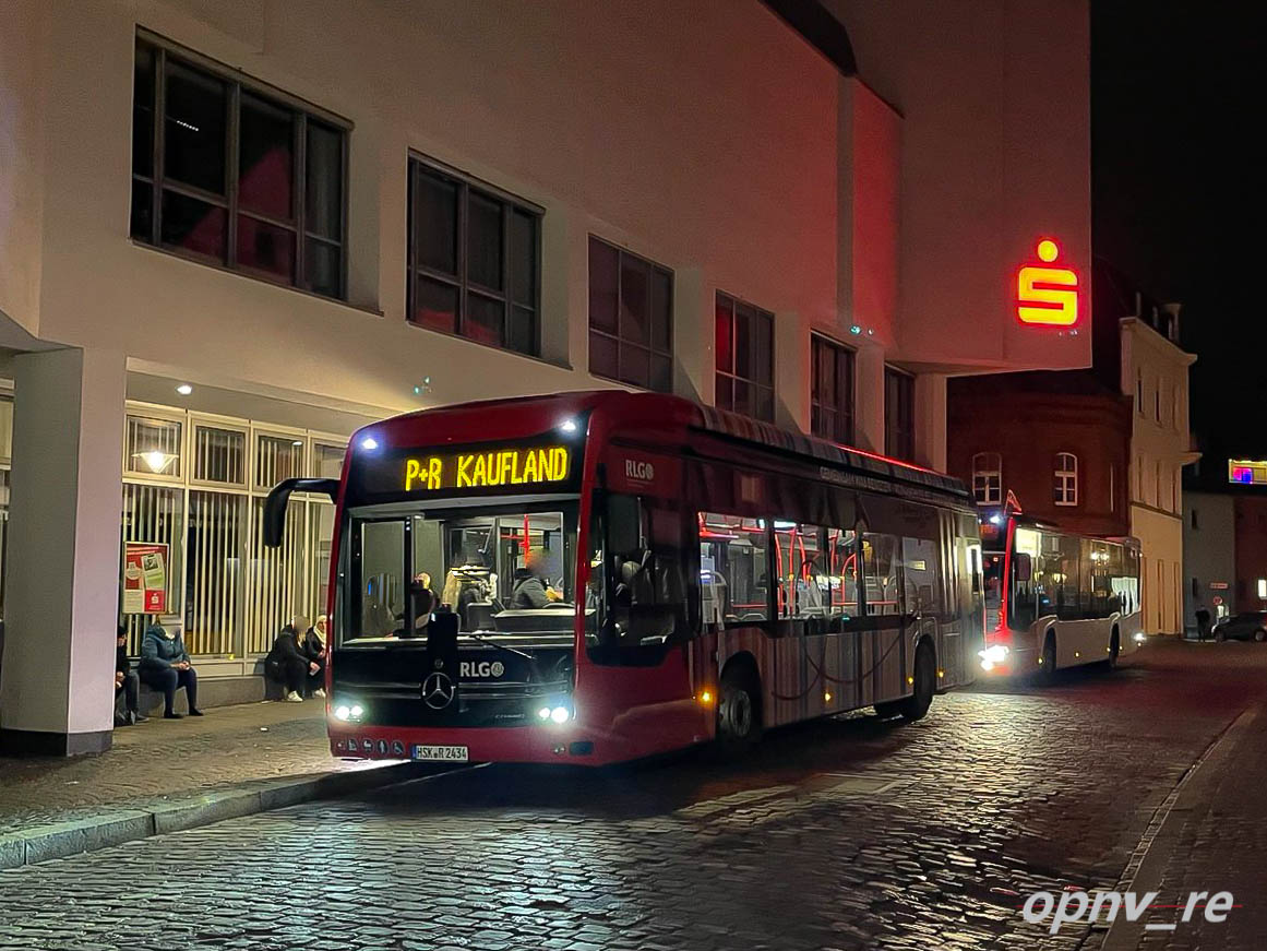 Soest, Mercedes-Benz eCitaro # 24-34; Soest, Mercedes-Benz Citaro C2 # 15-31
