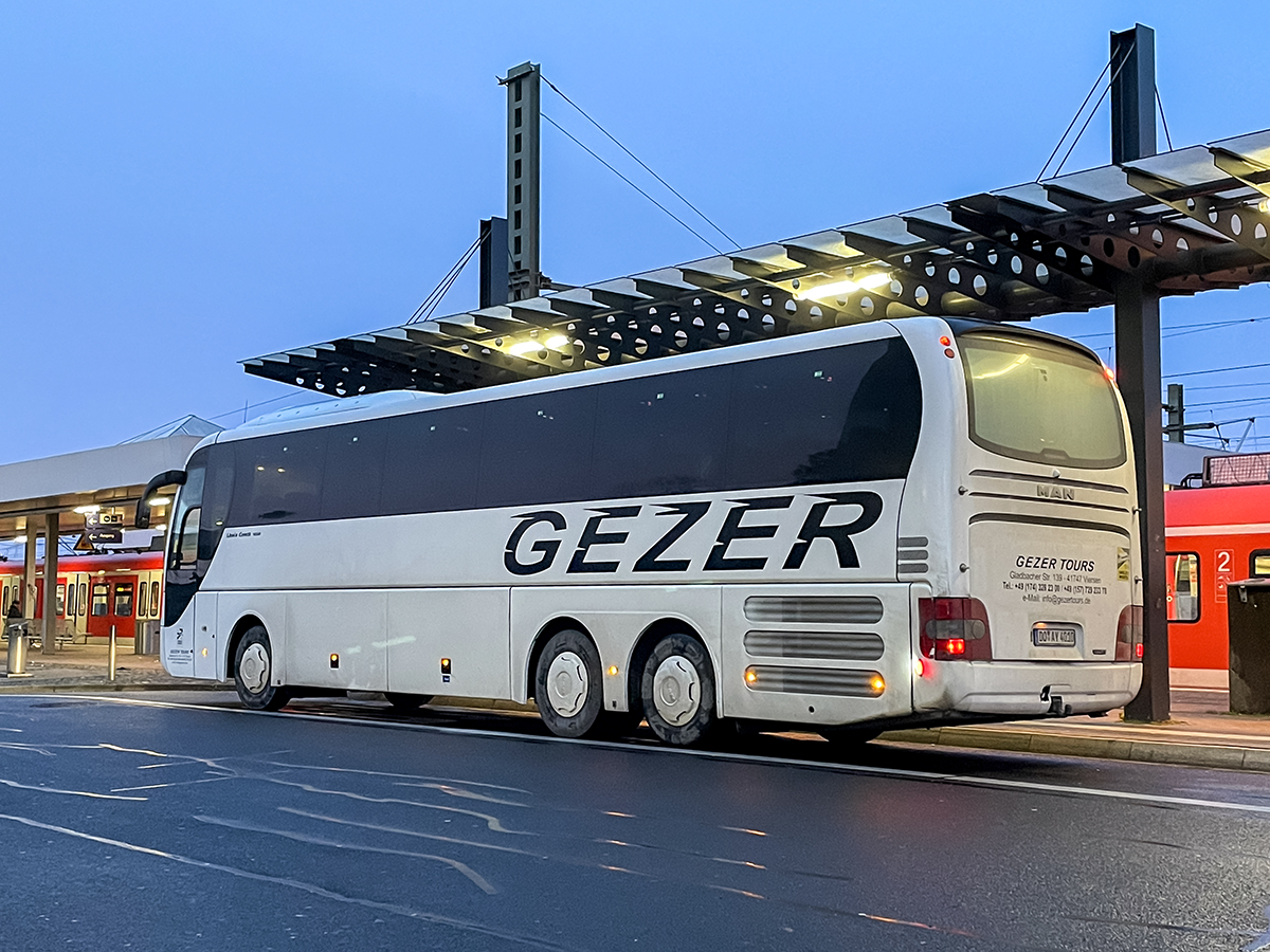 Viersen, MAN R07 Lion's Coach RHC4*4 # DO-AY 4010; Bergheim — Zugentgleisung — SEV/BNV Köln-Horrem-Düren-Aachen