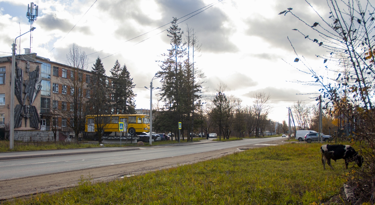 Pskov — Miscellaneous photos; Photo creativitiy; Автобусы-памятники