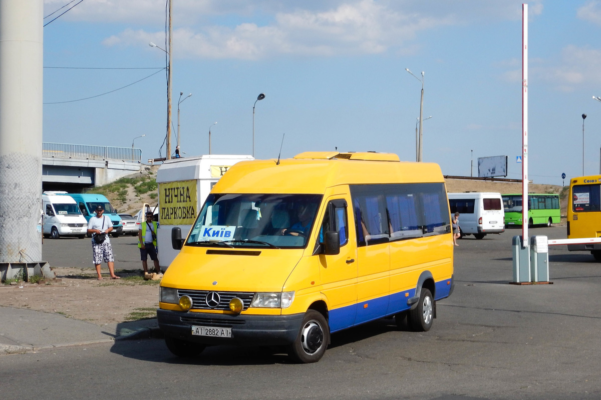 Cherkassy, Mercedes-Benz Sprinter 412D # АІ 2882 АІ