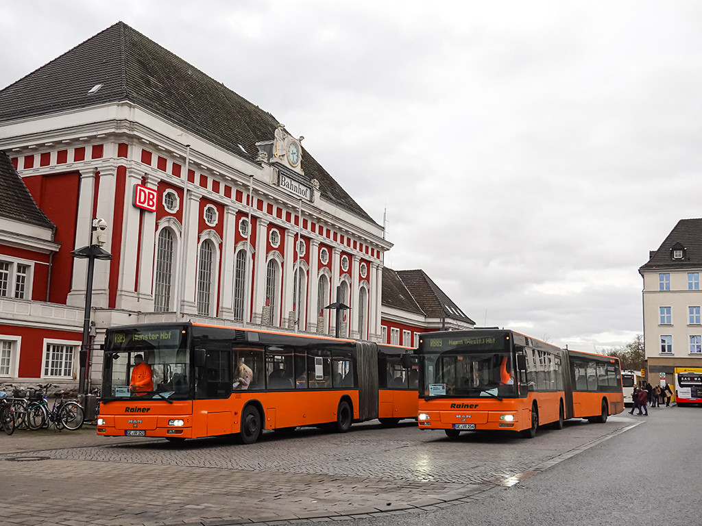 Gelsenkirchen, MAN A23 NG313 # GE-VR 252; Gelsenkirchen, MAN A23 NG313 # GE-VR 254