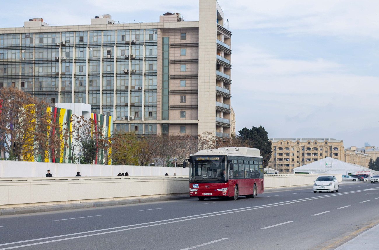 Baku, King Long XMQ6106G # 01412