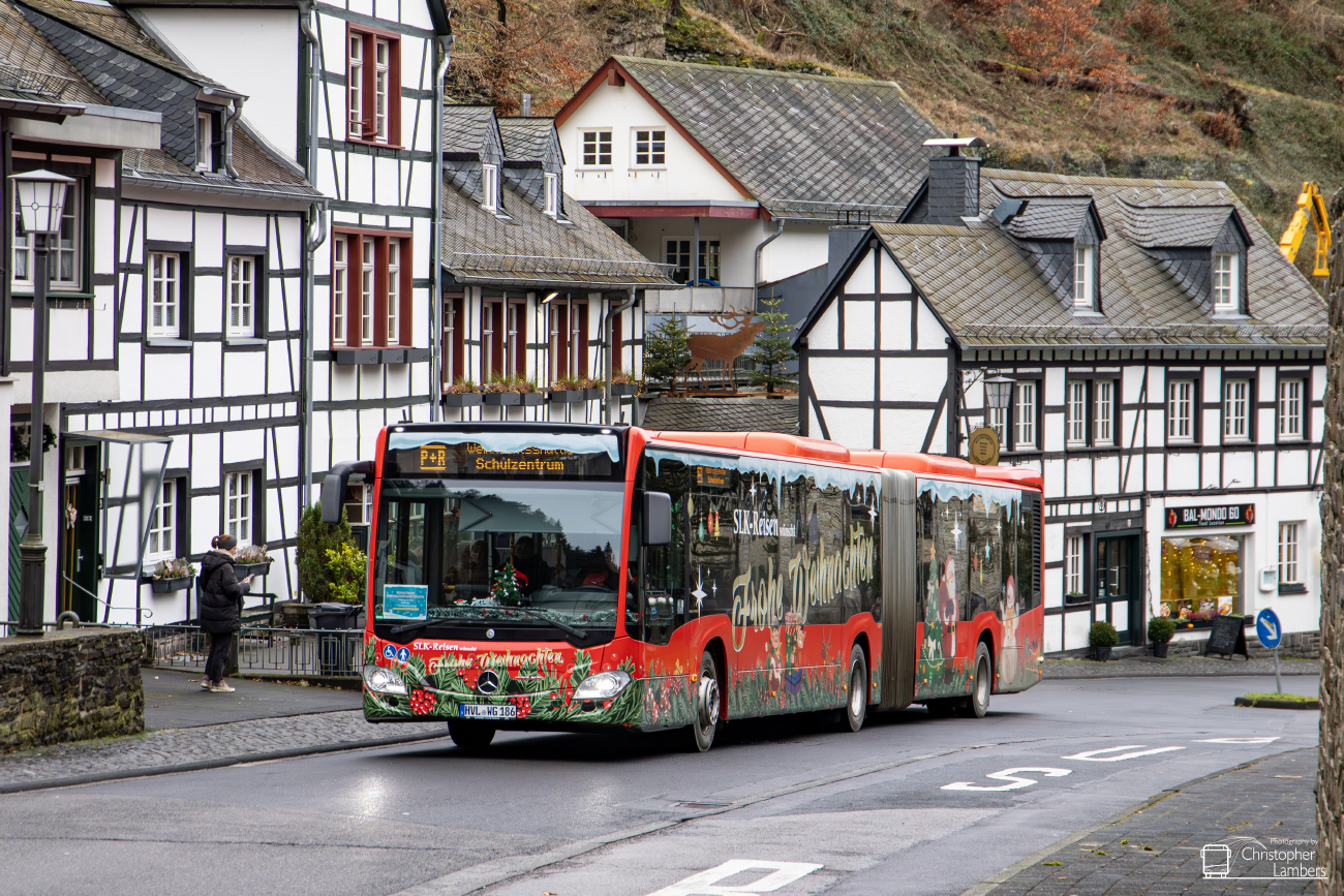 Nauen, Mercedes-Benz Citaro C2 G # HVL-WG 186