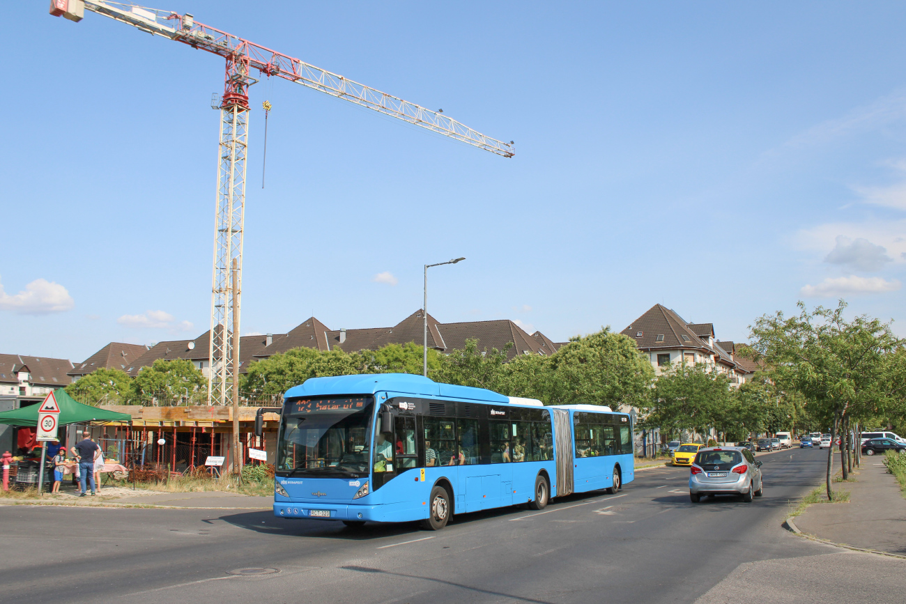 Budapest, Van Hool New AG300 # RCT-320