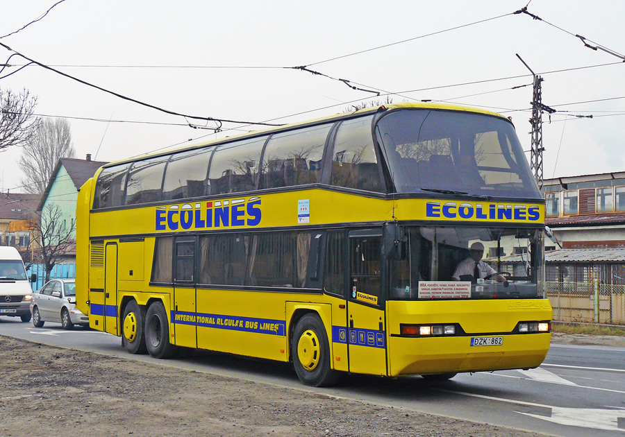 Kaunas, Neoplan N122/3 Skyliner # 235