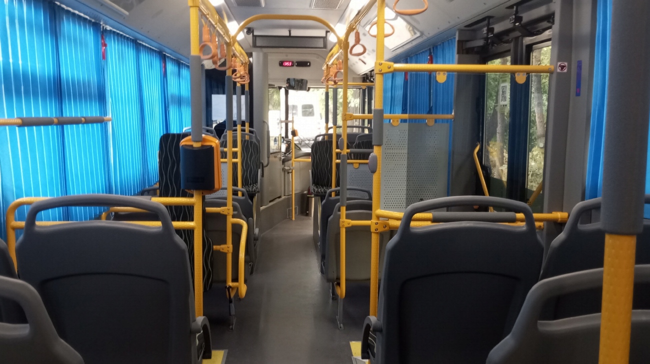 Almaty, Yutong ZK6126HG (CNG) # 2827