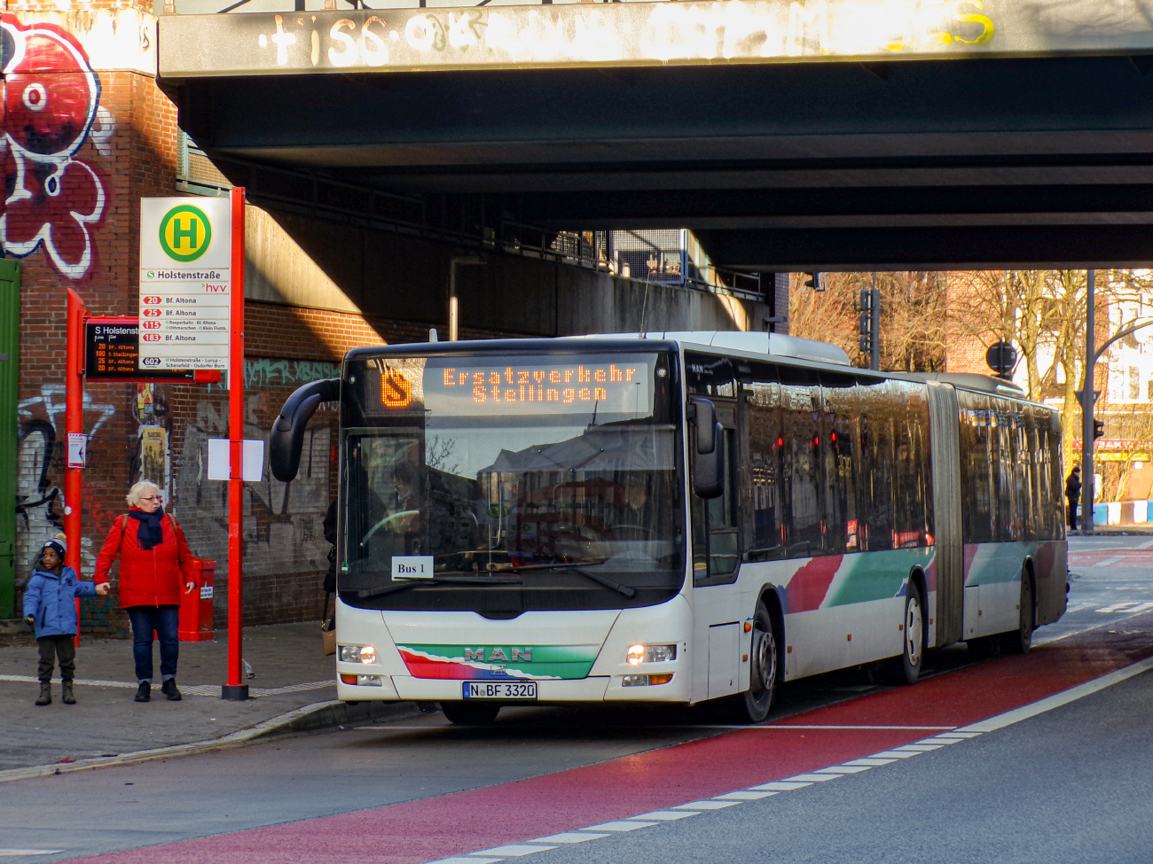 Nuremberg, MAN A23 Lion's City GL NG363 # N-BF 3320